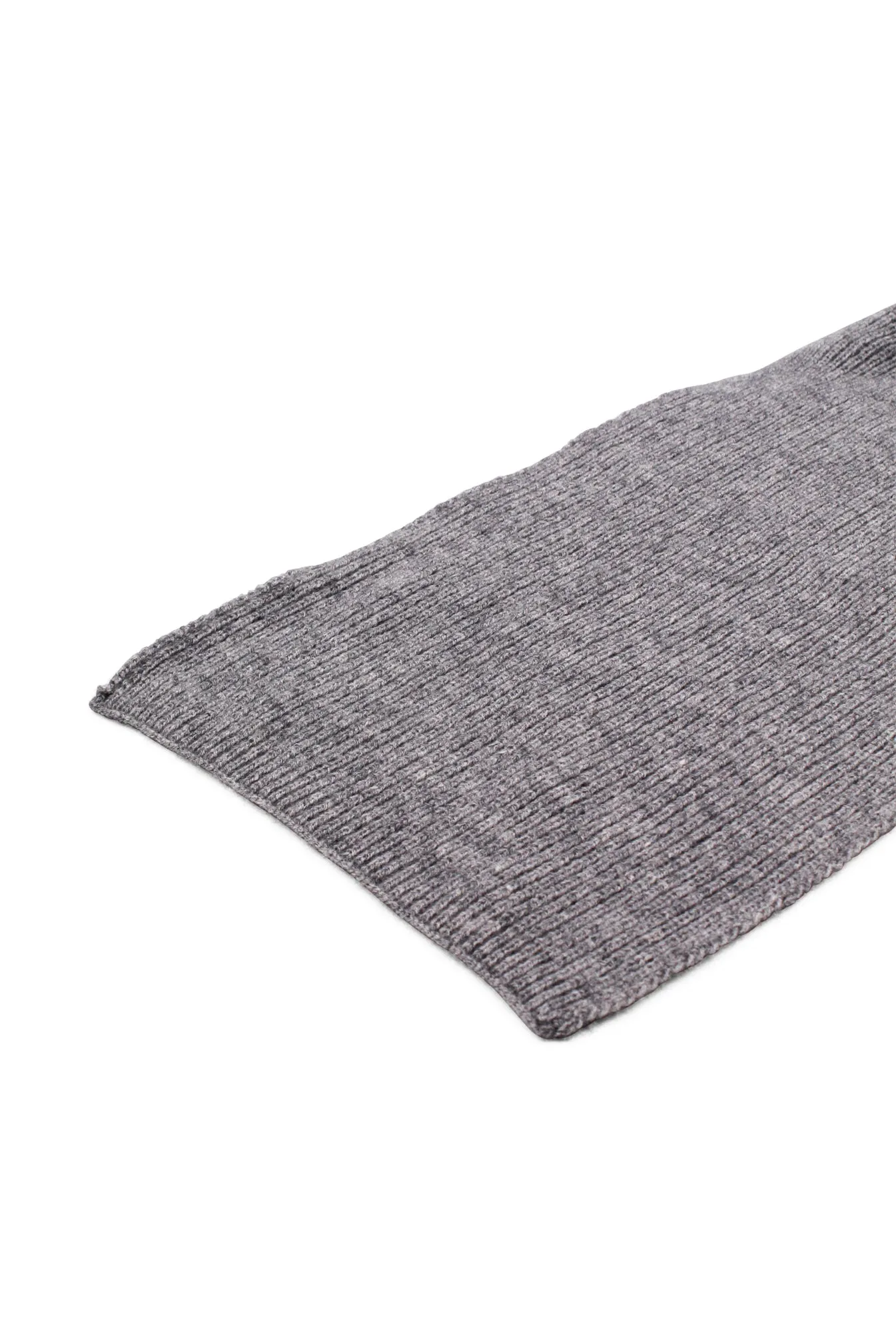 Stacy Rib Knit Scarf in Grey