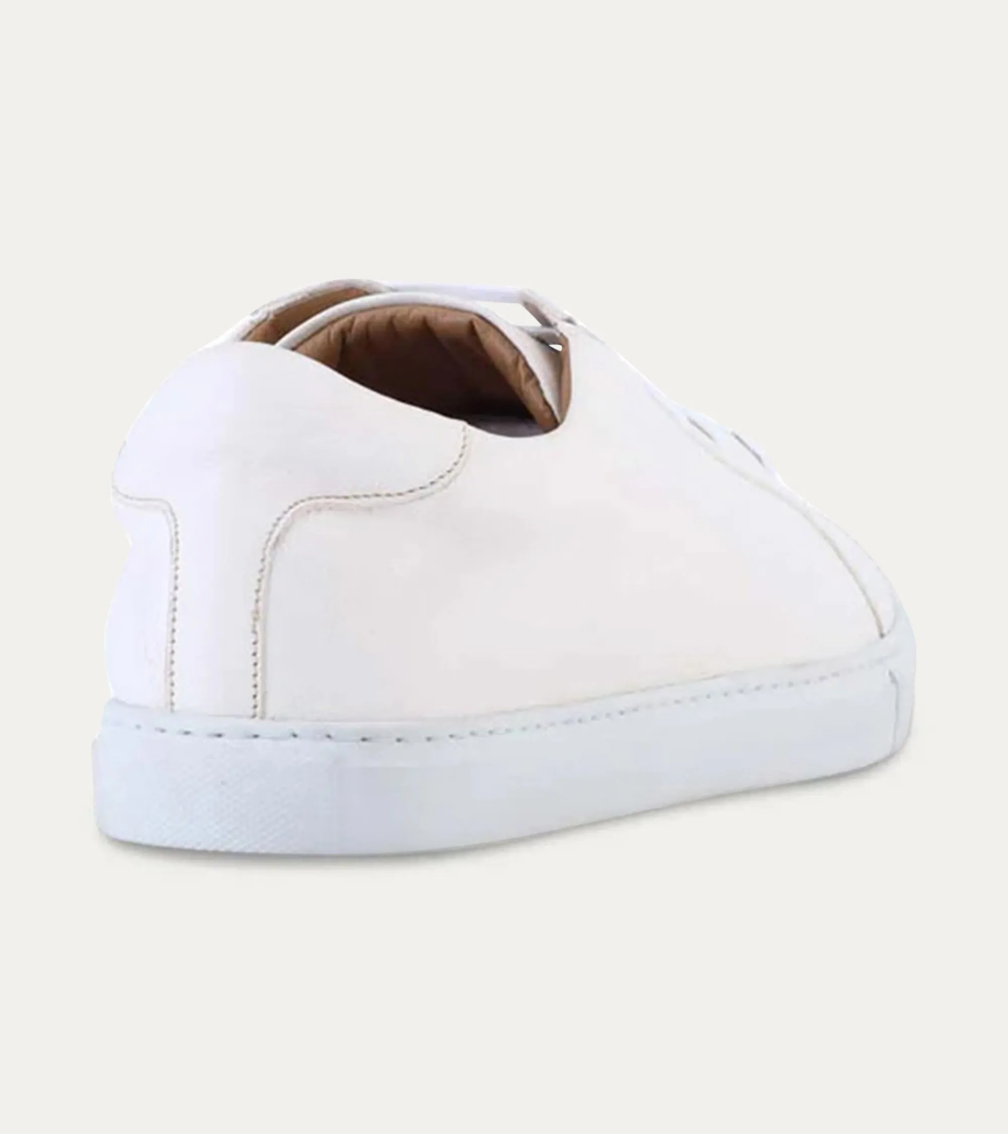 Travel Sneaker In White Buffalo