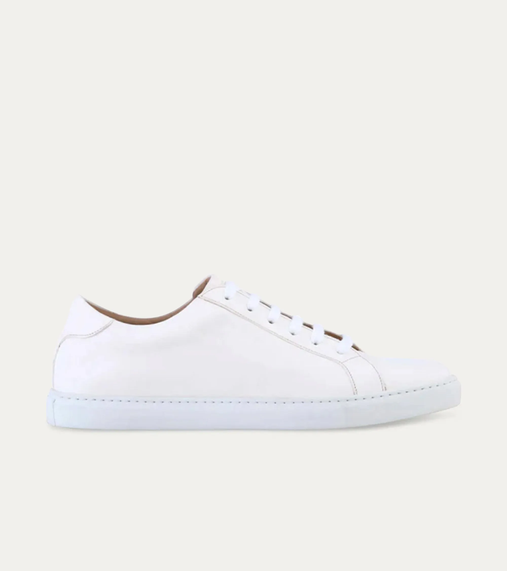Travel Sneaker In White Buffalo