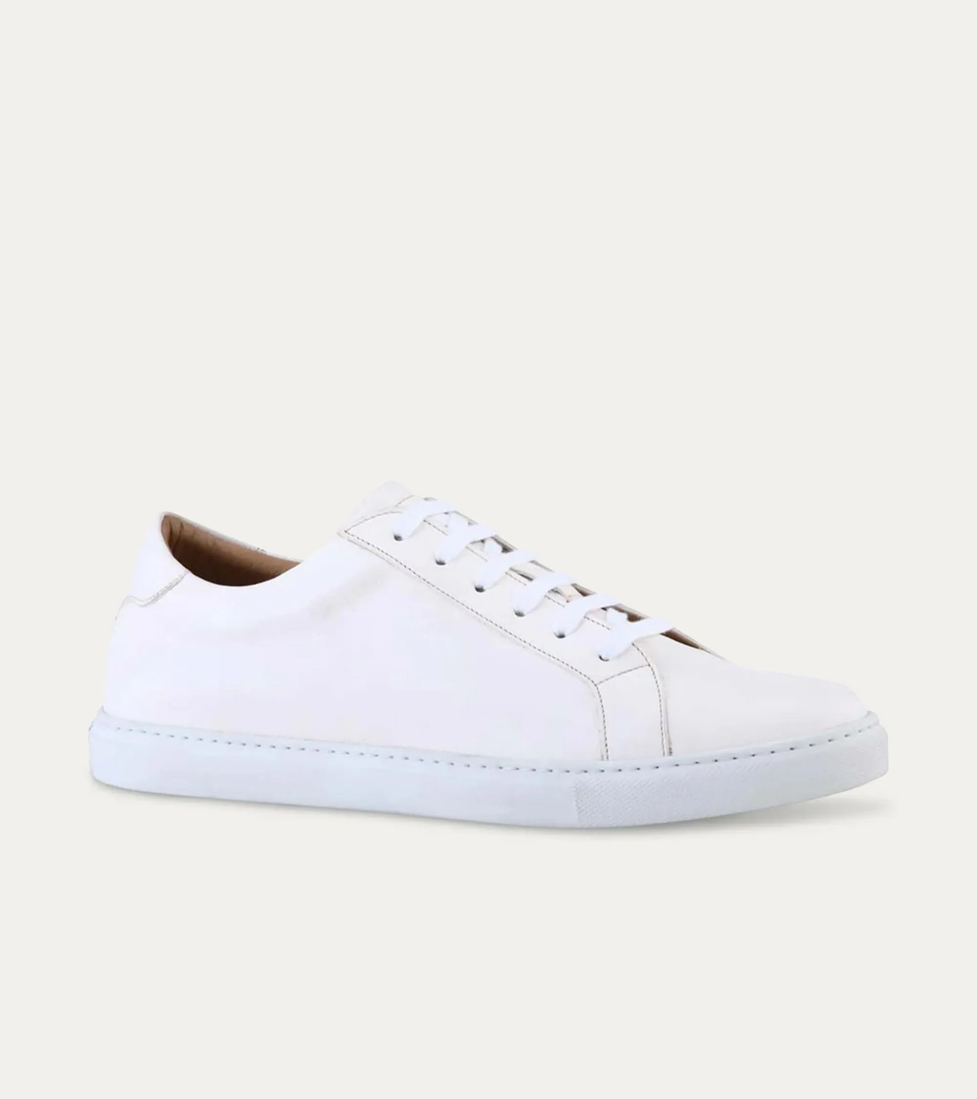 Travel Sneaker In White Buffalo